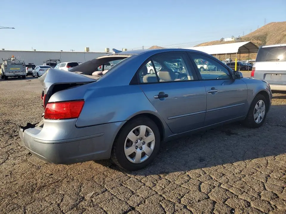 2010 HYUNDAI SONATA GLS  