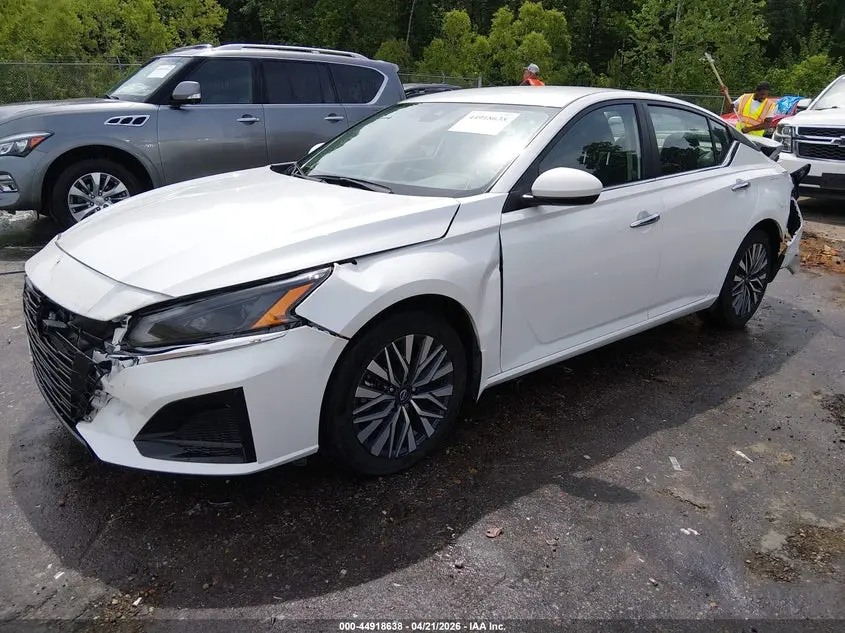 2023 NISSAN ALTIMA SV FWD
