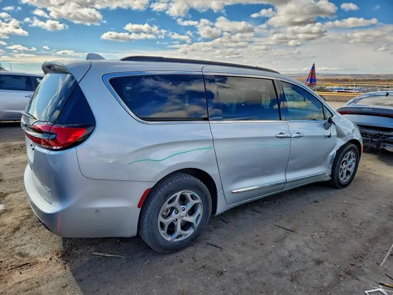 2022 CHRYSLER PACIFICA LIMITED  