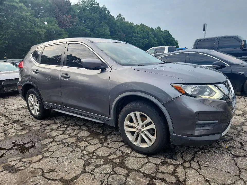 2017 NISSAN ROGUE S  