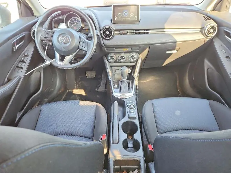 2017 TOYOTA YARIS IA BASE  