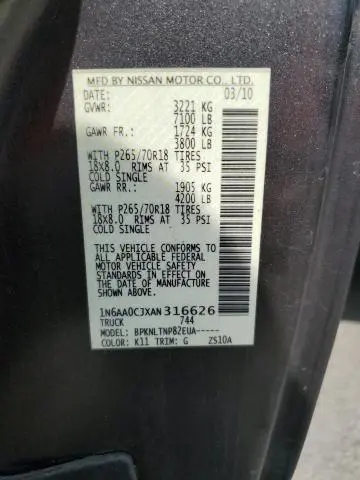 2010 NISSAN TITAN XE