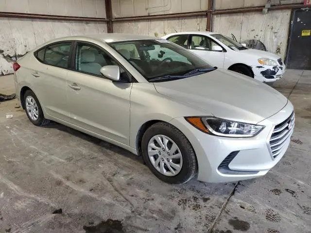 2018 HYUNDAI ELANTRA SE  