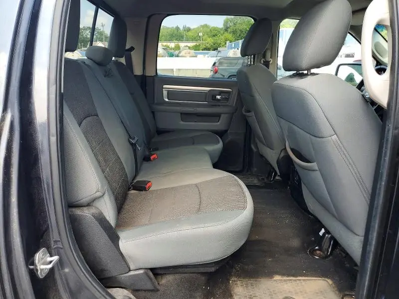 2014 RAM 1500 SLT  
