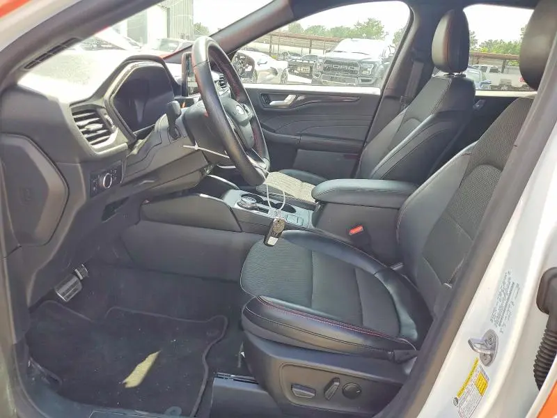 2023 FORD ESCAPE ST LINE  
