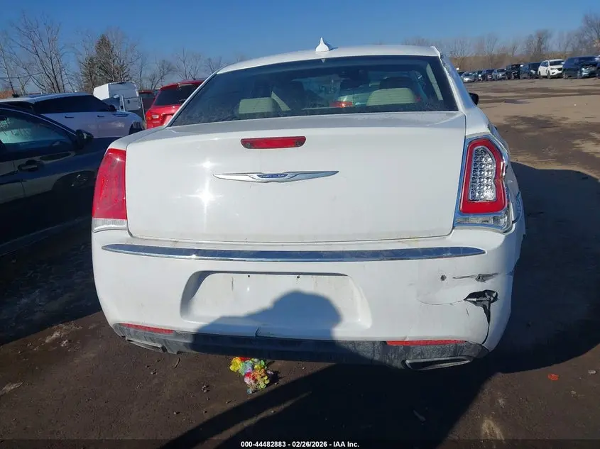 2018 CHRYSLER 300 LIMITED AWD