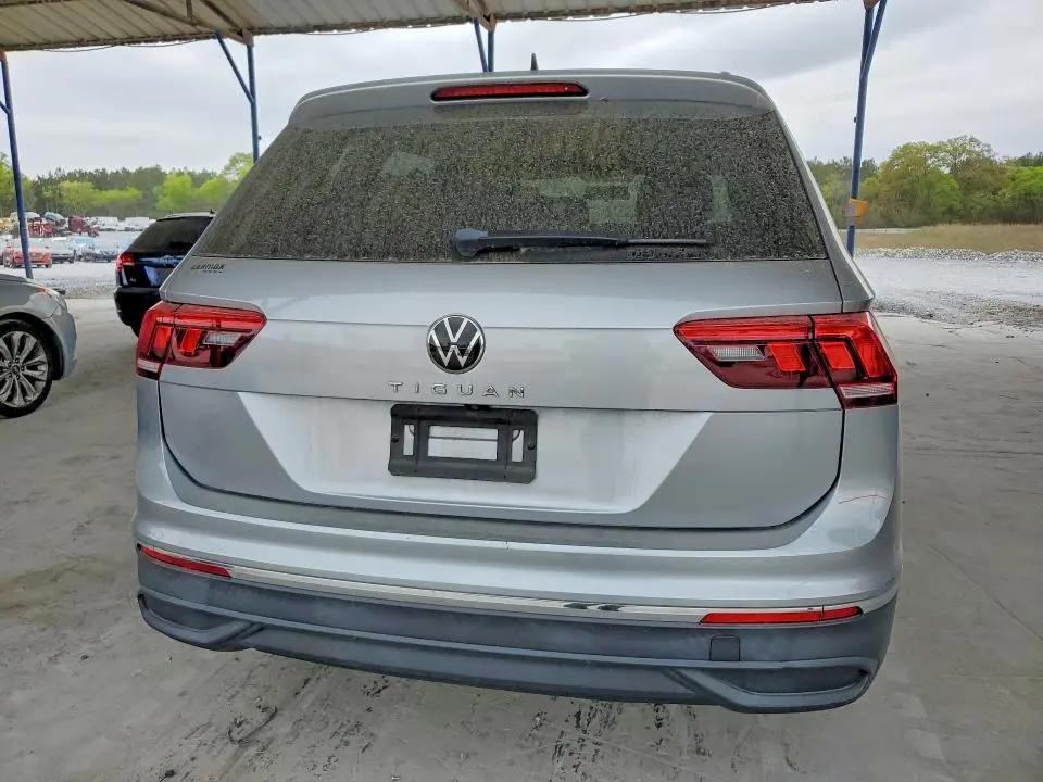 2022 VOLKSWAGEN TIGUAN S  