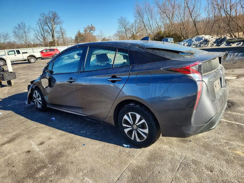 2016 TOYOTA PRIUS   