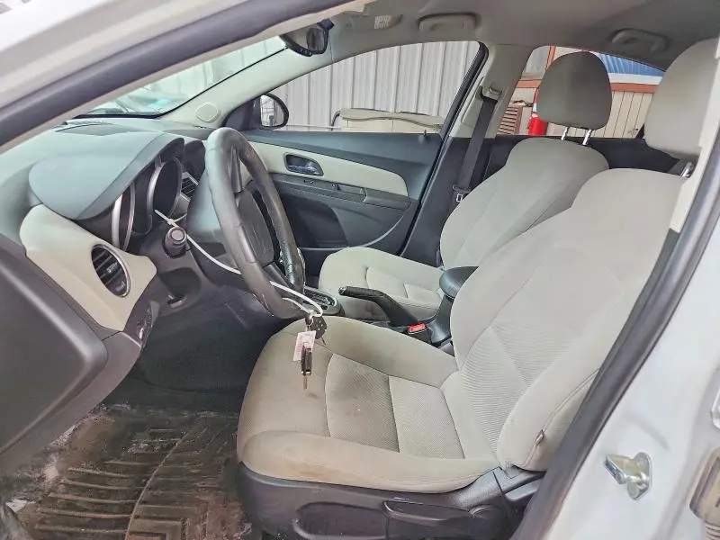 2015 CHEVROLET CRUZE LT  