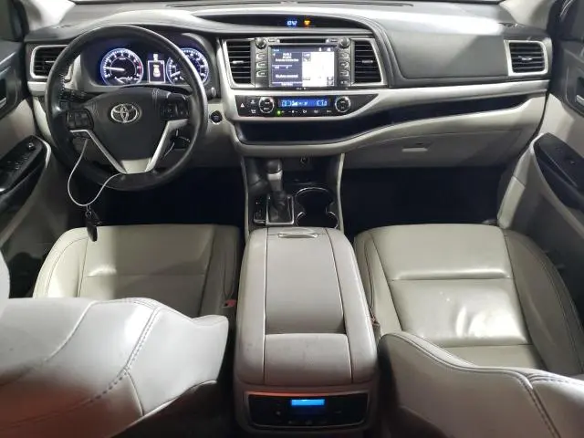 2015 TOYOTA HIGHLANDER XLE  
