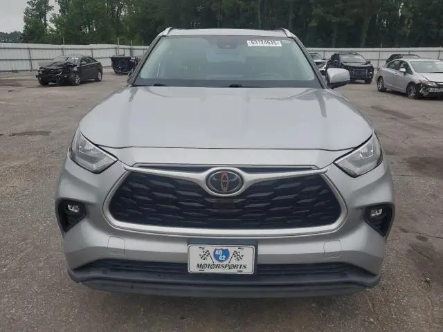 2020 TOYOTA HIGHLANDER XLE  