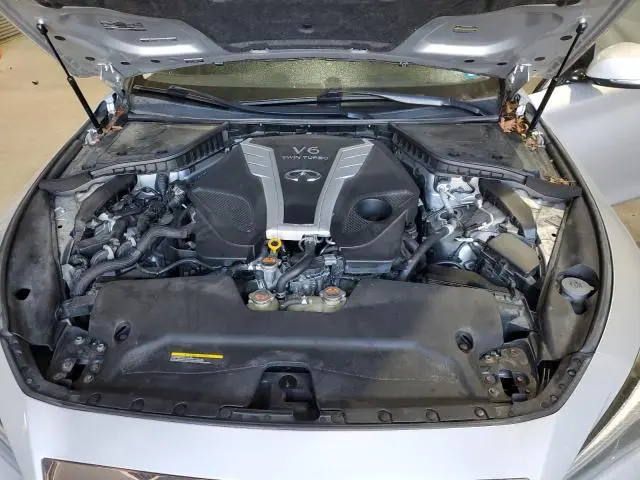 2018 INFINITI Q50 LUXE  