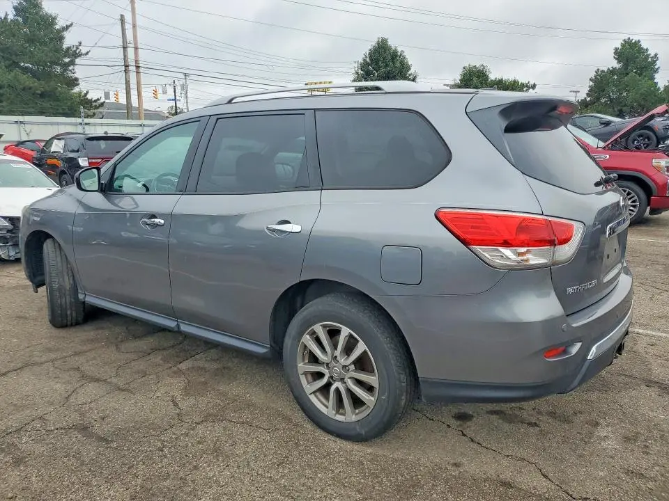 2015 NISSAN PATHFINDER SV  