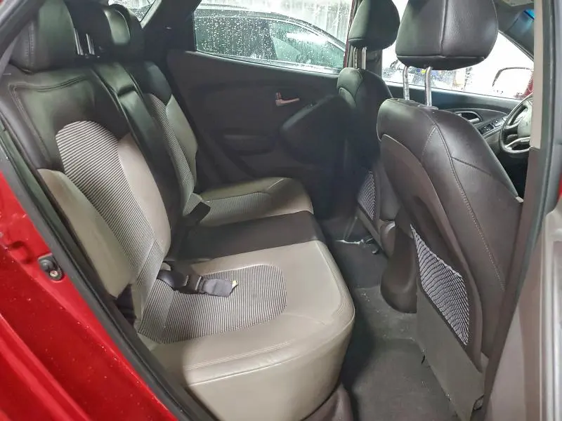 2011 HYUNDAI TUCSON GLS  