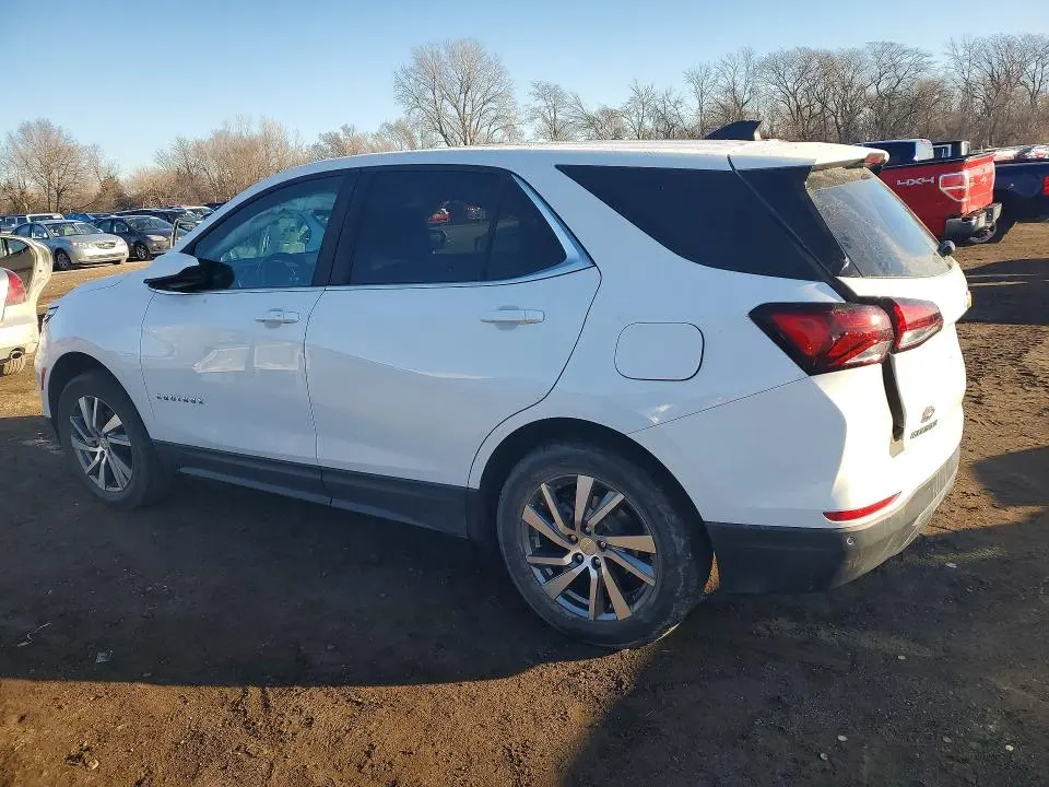 2022 CHEVROLET EQUINOX LT  