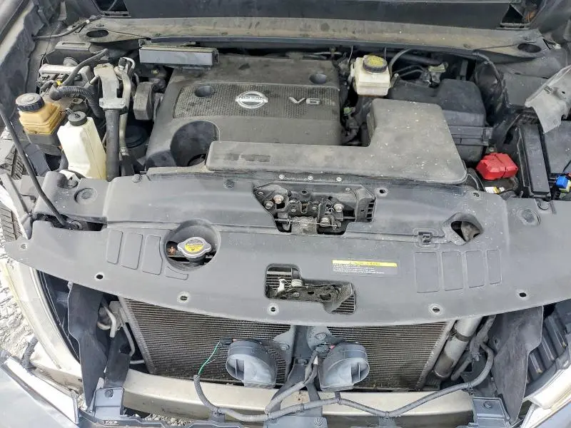 2013 NISSAN PATHFINDER S  
