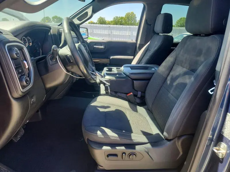 2019 CHEVROLET SILVERADO C1500 LT  