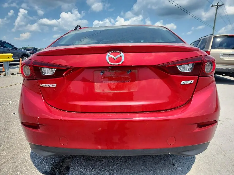 2018 MAZDA 3 TOURING  