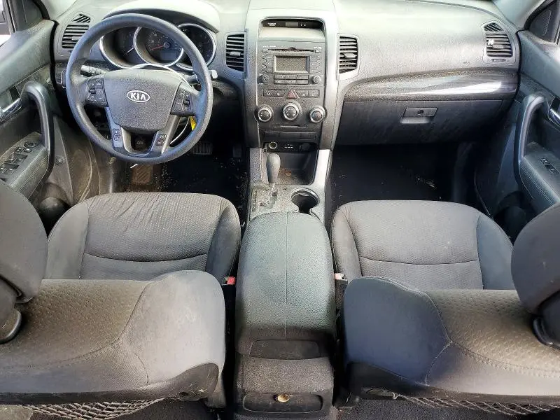 2013 KIA SORENTO LX  
