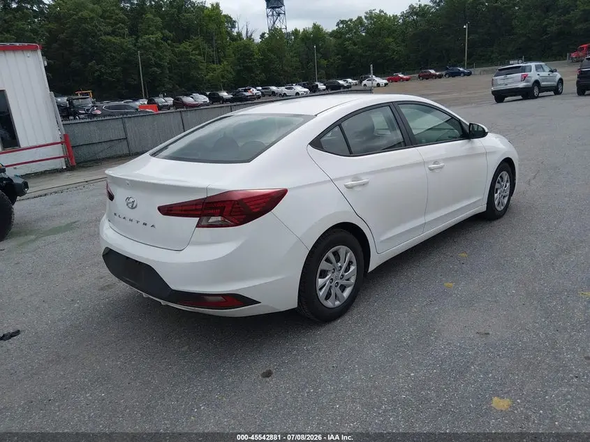 2020 HYUNDAI ELANTRA SE