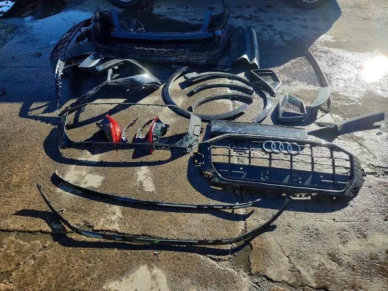 2020 AUDI Q8 PREMIUM PLUS S-LINE  