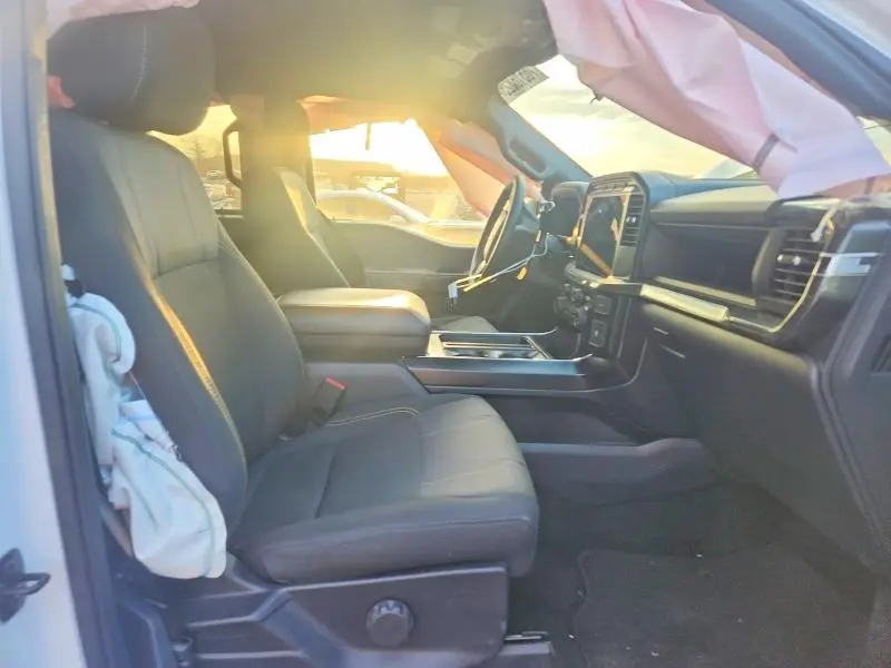 2024 FORD F150 STX  