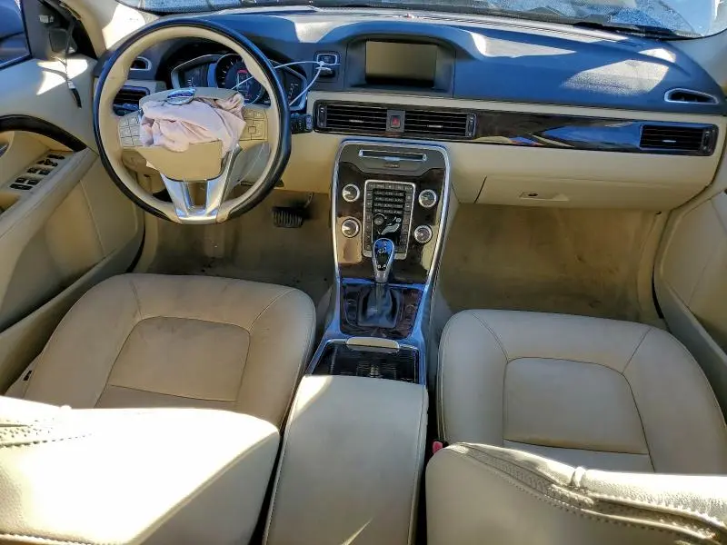 2015 VOLVO XC70 T5 PLATINUM  