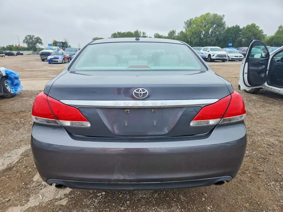 2011 TOYOTA AVALON LIMITED  