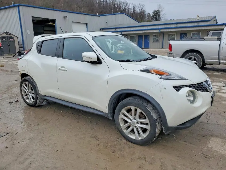 2015 NISSAN JUKE S  