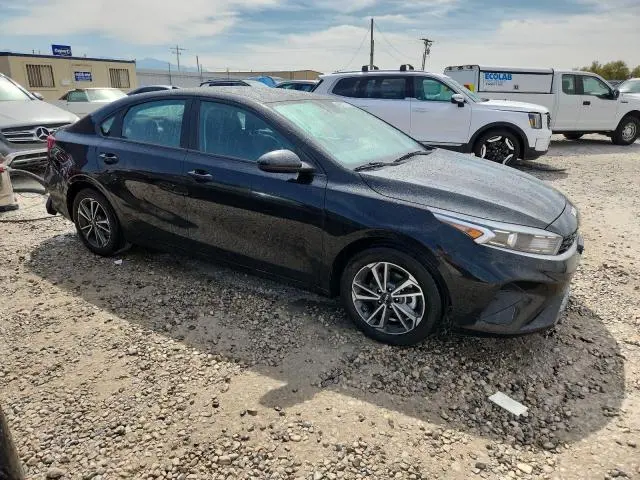 2023 KIA FORTE LX