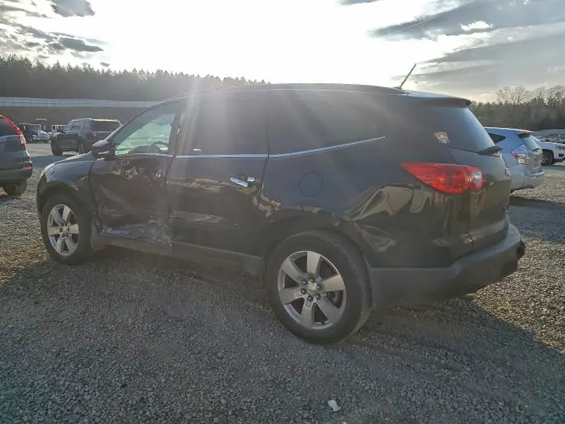2011 CHEVROLET TRAVERSE LT  