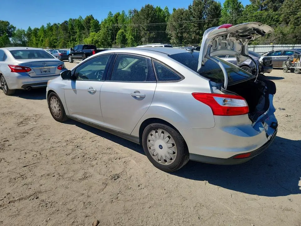 2014 FORD FOCUS SE  