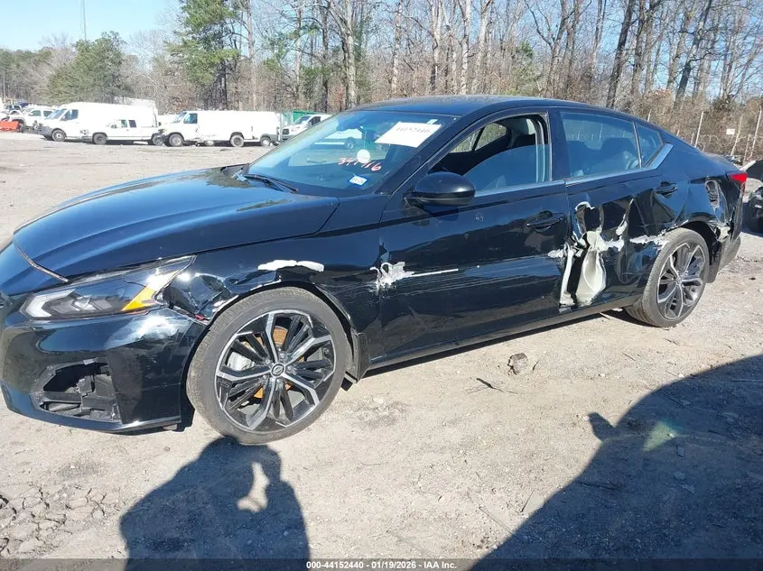 2024 NISSAN ALTIMA SR FWD