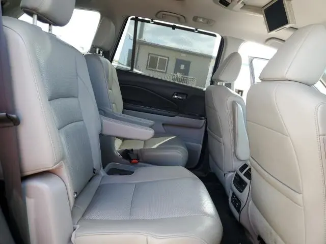 2016 HONDA PILOT ELITE  