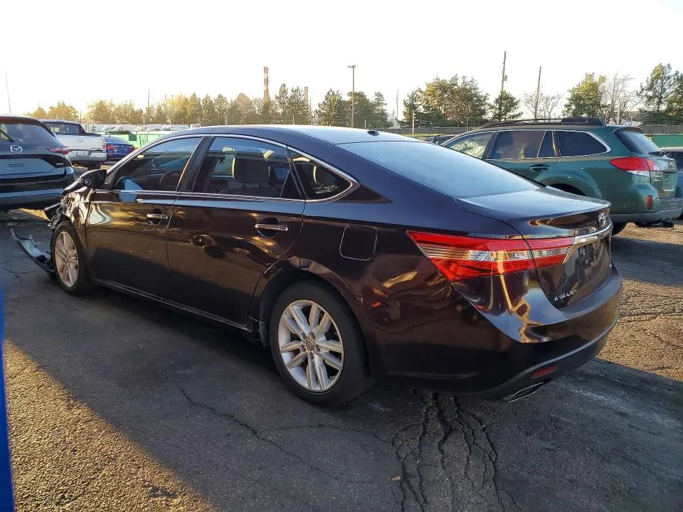 2015 TOYOTA AVALON XLE  