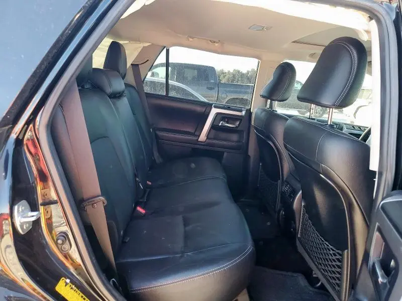 2015 TOYOTA 4RUNNER SR5  