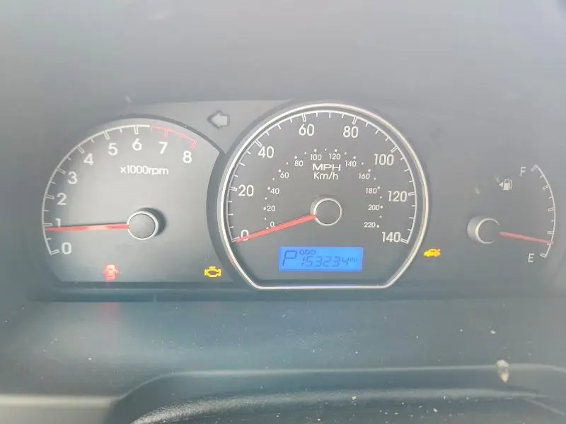 2010 HYUNDAI ELANTRA GLS  
