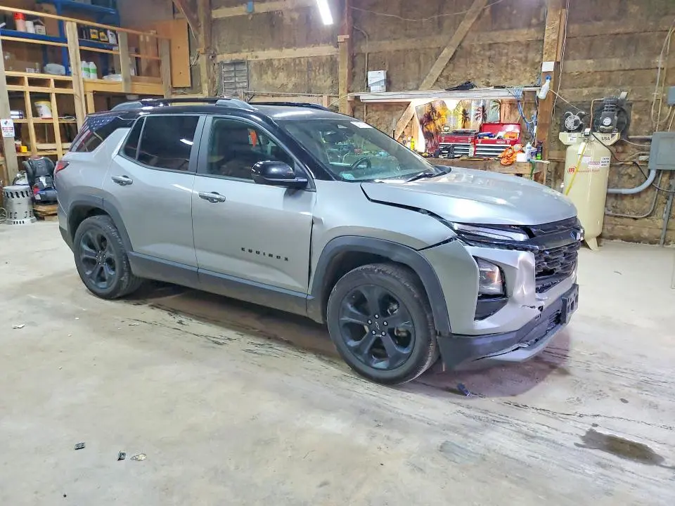 2025 CHEVROLET EQUINOX LT  