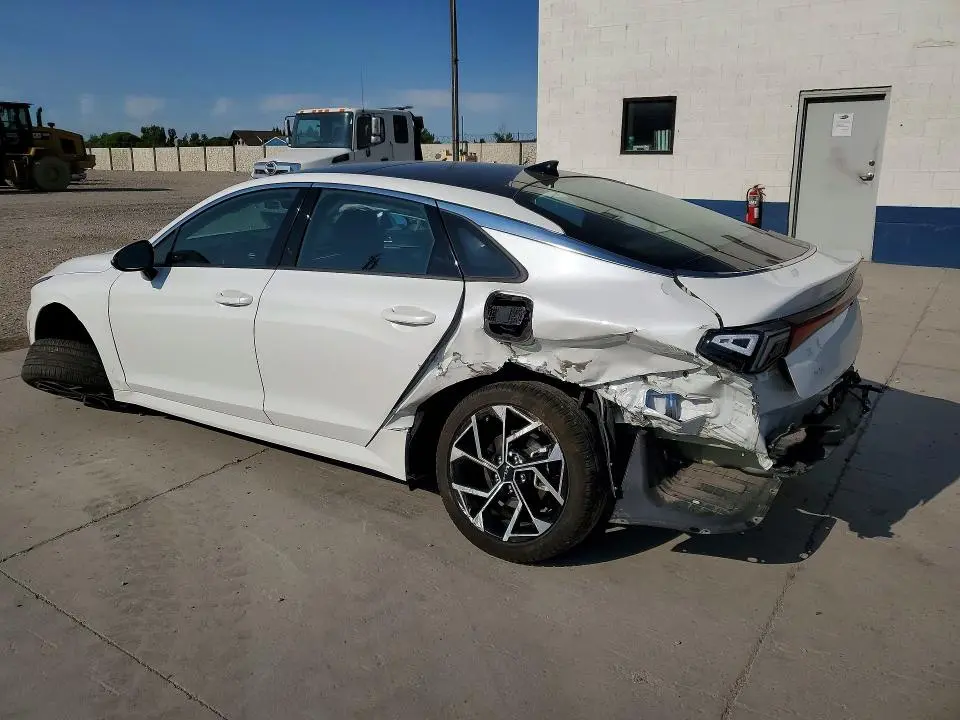 2025 KIA K5   