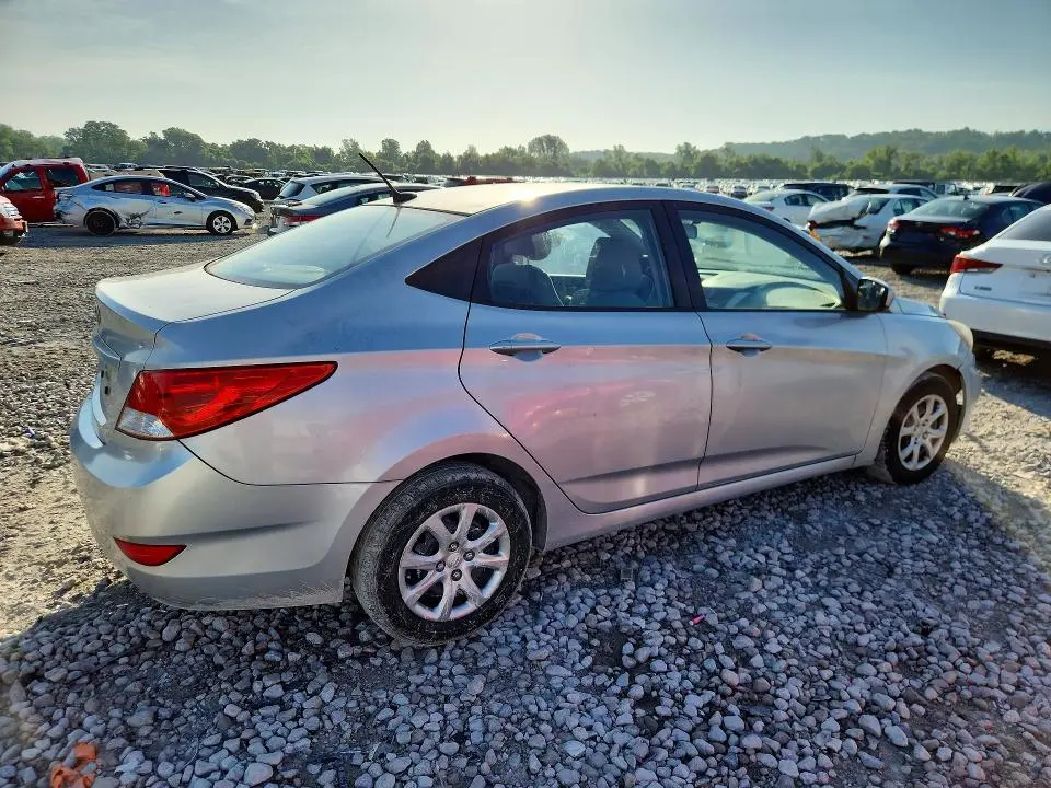 2014 HYUNDAI ACCENT GLS  