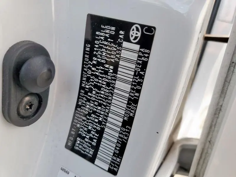 2022 TOYOTA COROLLA LE  