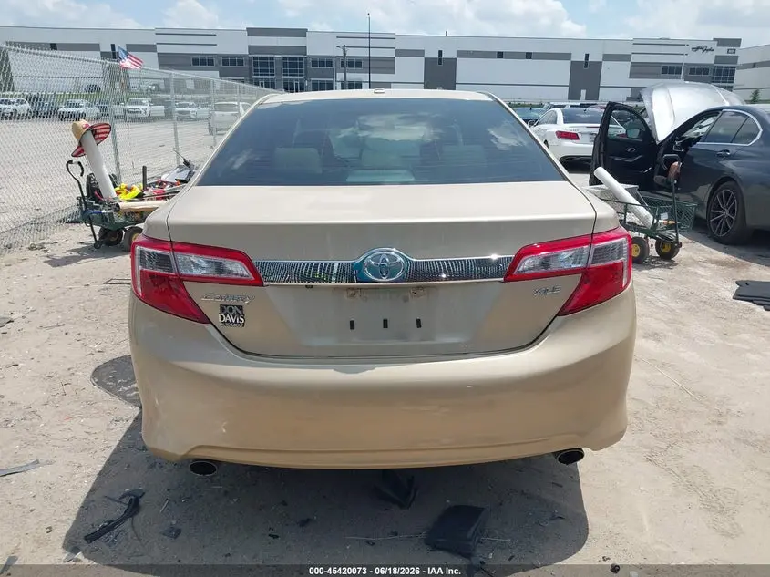 2012 TOYOTA CAMRY XLE V6