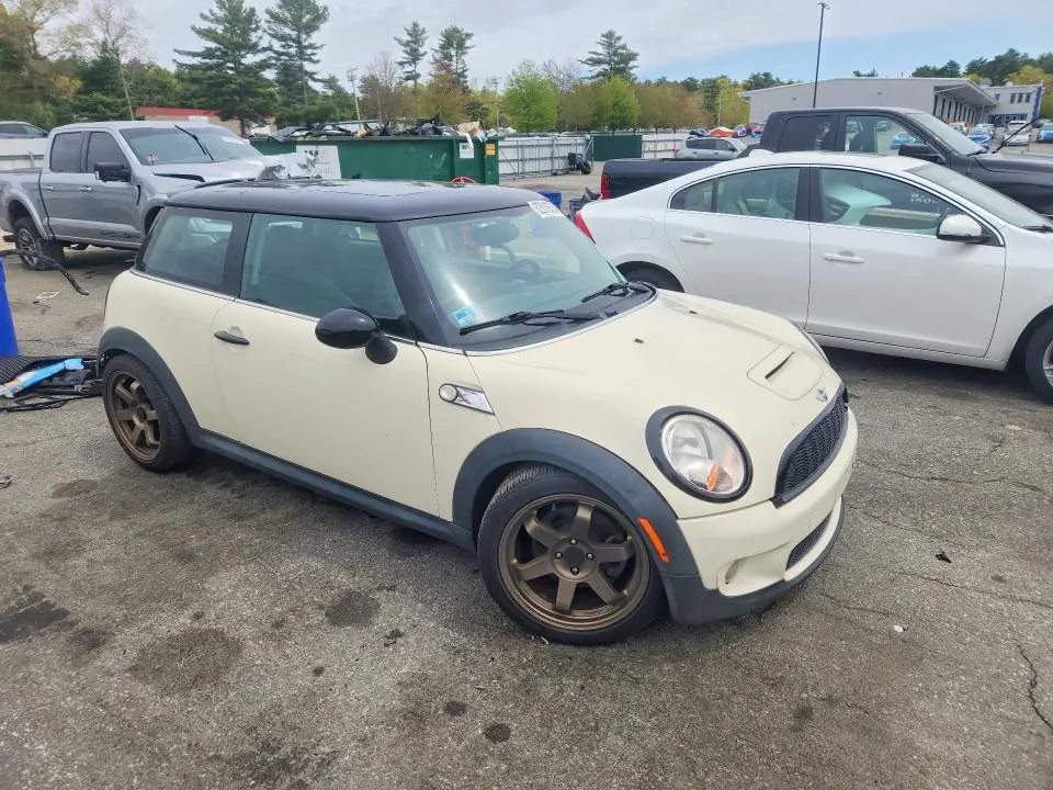 2010 MINI COOPER S  