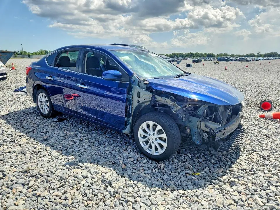 2019 NISSAN SENTRA SV  