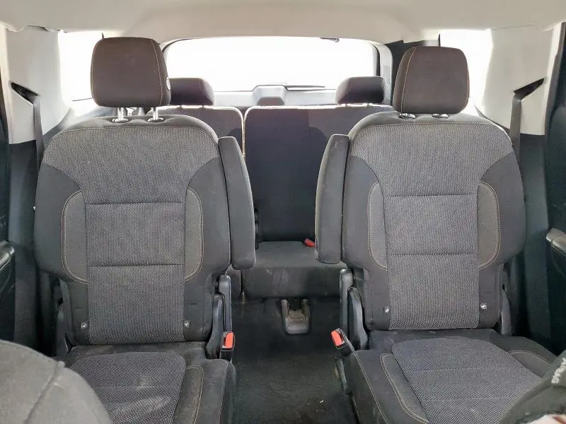 2018 CHEVROLET TRAVERSE LT  