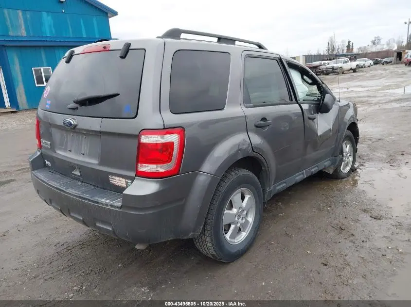 2011 FORD ESCAPE XLT
