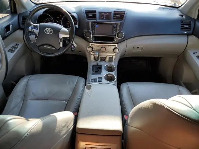 2013 TOYOTA HIGHLANDER BASE  