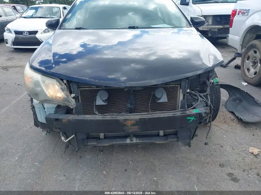 2013 TOYOTA CAMRY SE