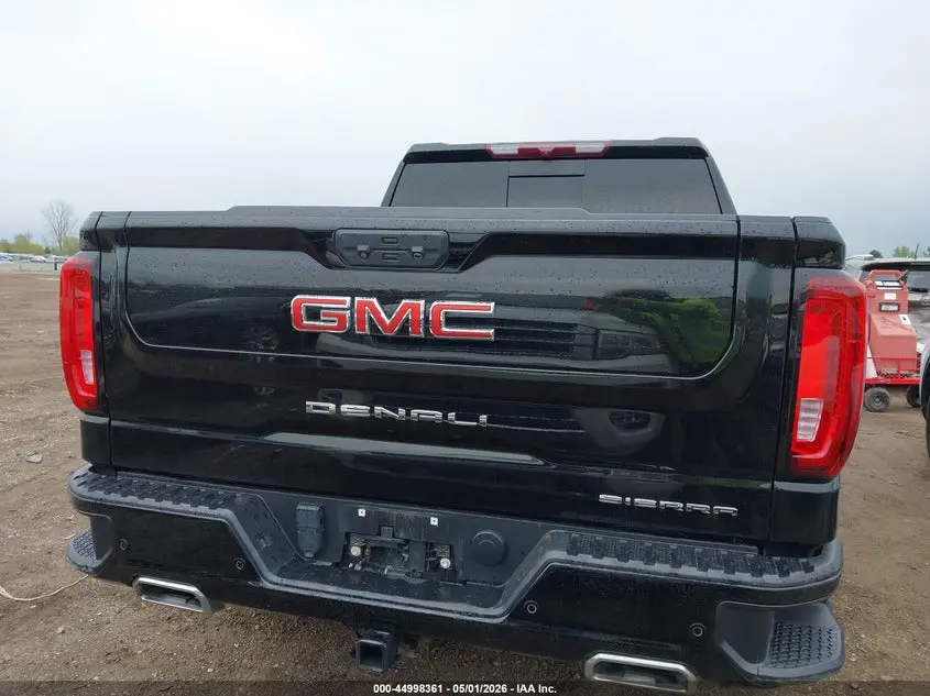 2023 GMC SIERRA 1500 4WD  SHORT BOX DENALI