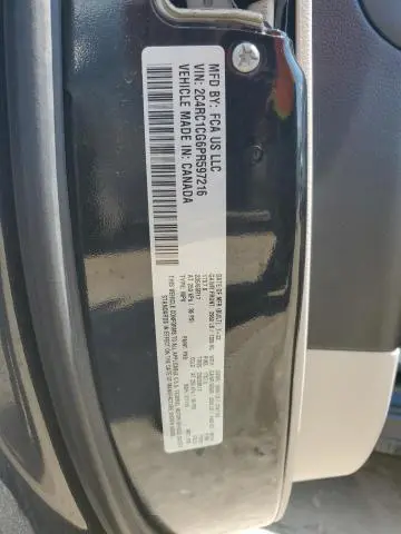2023 CHRYSLER VOYAGER LX  